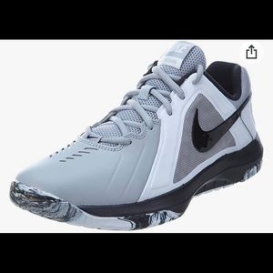 Nike Air Mavin Low Basketball Shoes size 10.5